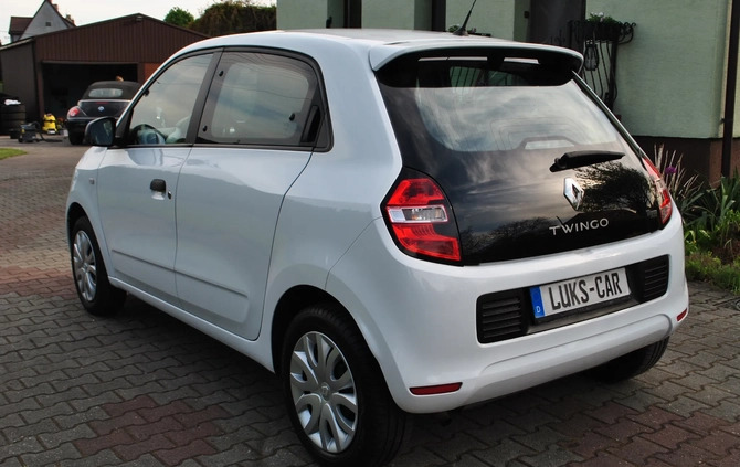 Renault Twingo cena 29555 przebieg: 43000, rok produkcji 2015 z Przedecz małe 781
